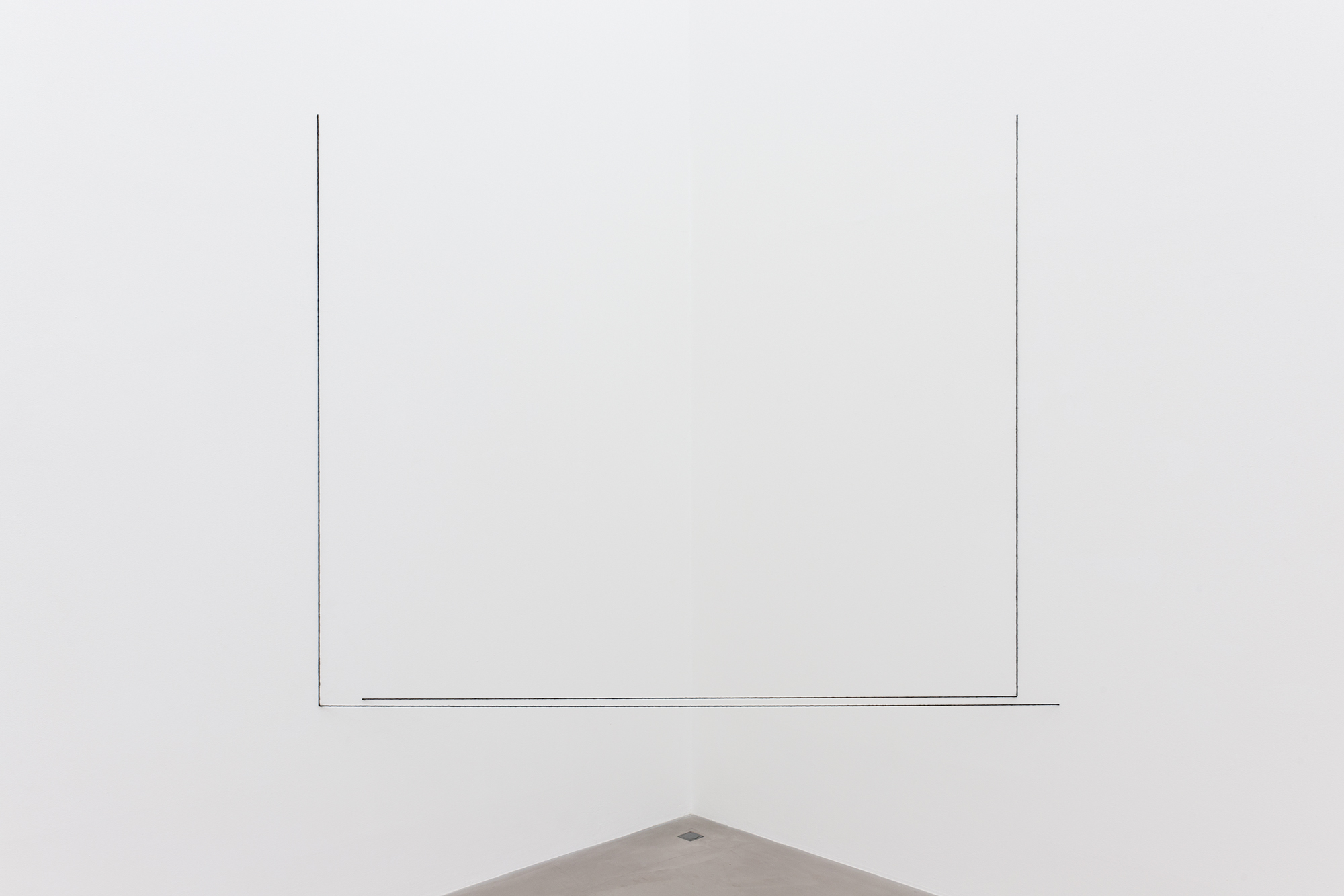 Fred Sandback at Akira Ikeda Gallery